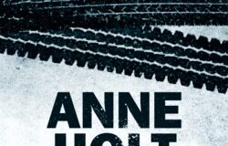 Anne Holt – Lo sparo